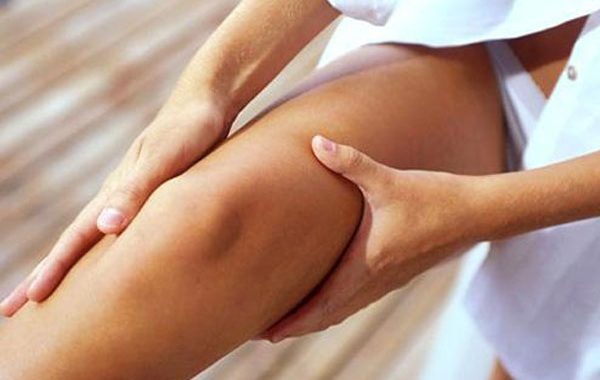Bacaklardaki morluklar hastalık belirtisi olabilir